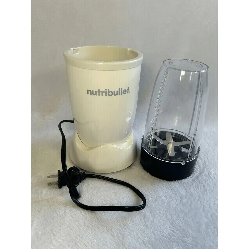Nutribullet Blender White, Single Serve Model NB-100 Clean Tested Smoothie Maker
